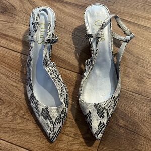 Qupid Black and Gray Snakeskin Heels